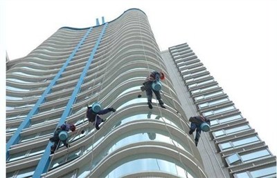 誠鑄品牌，凈護江城——武漢宏通盛保潔服務(wù)有限公司
